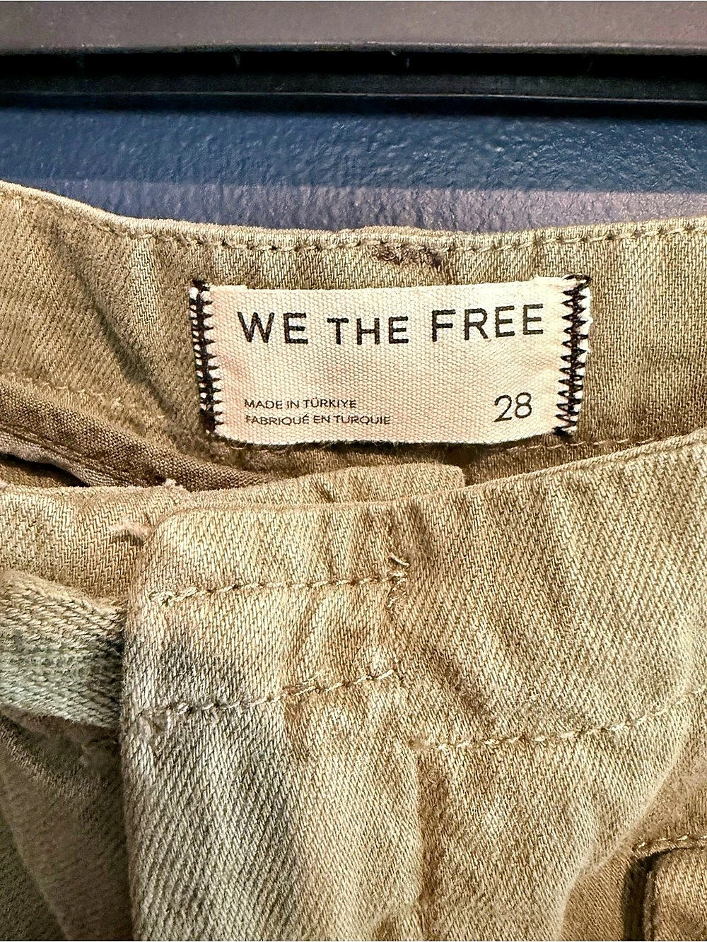We The Free Lotus Balloon Jeans in Green Waist 28 Like New - Picture 5 of 5